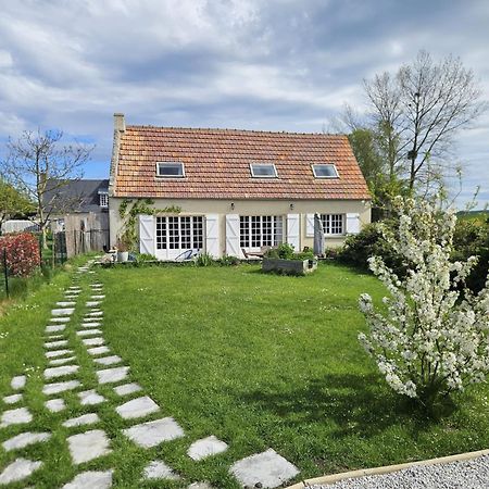 La Petite Chouette Saint-Come-de-Fresne Exterior foto
